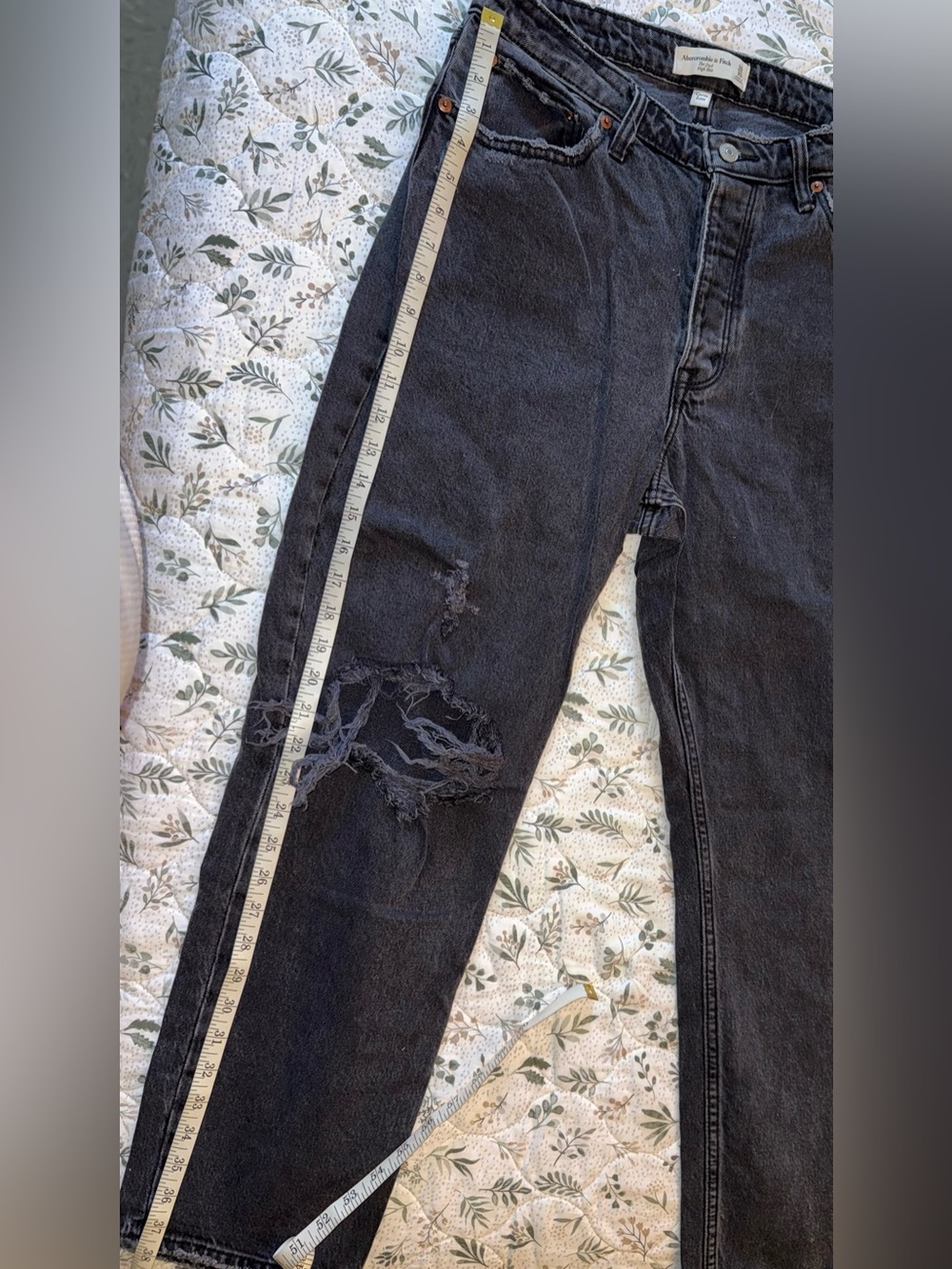Abercrombie & fitch the dad high rise Jean size 30 Short - Picture 7 of 12